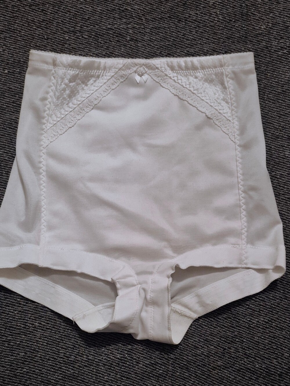 Vintage Grenier Never Worn White Panty Girdle